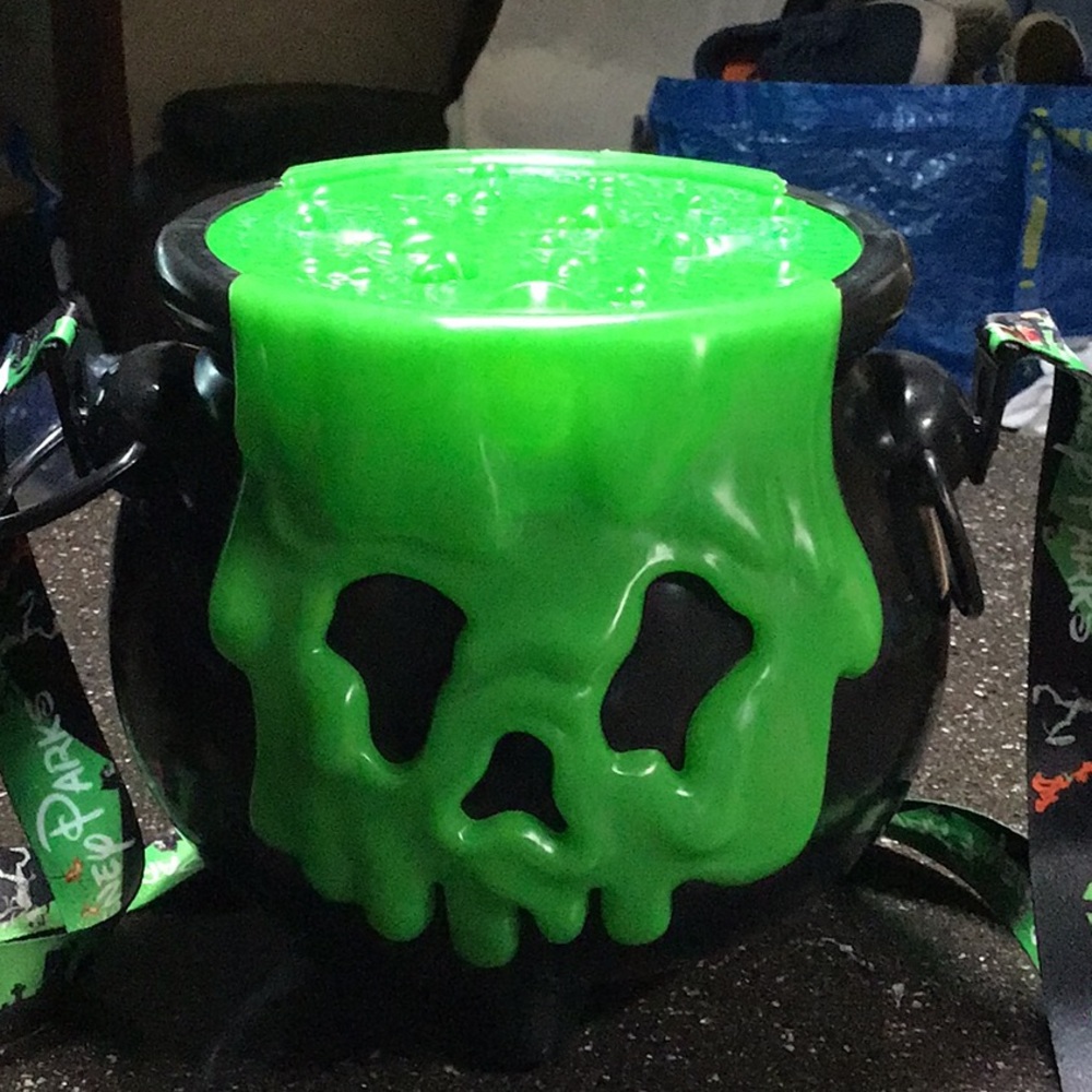 Cauldron PopCorn Bucket Disney Halloween Light Up